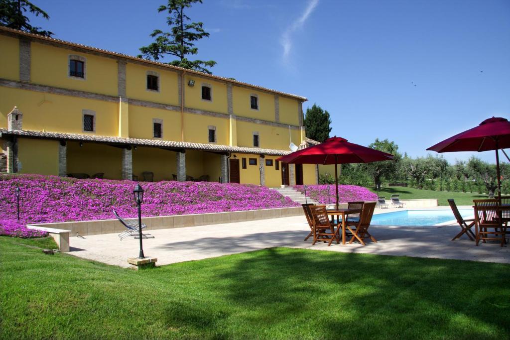 Agriturismo Villa Irelli Castellalto Екстер'єр фото